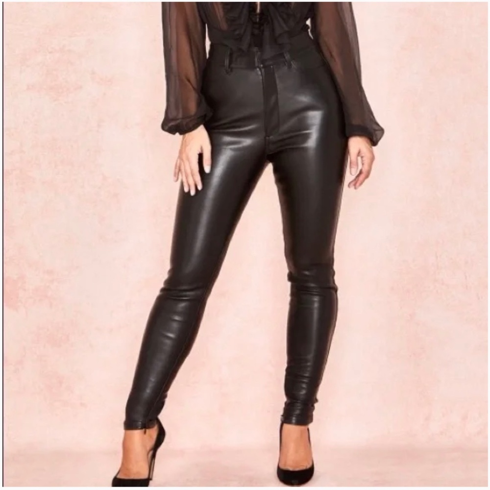 Leather HOUSE of CB pants vegan. Size small